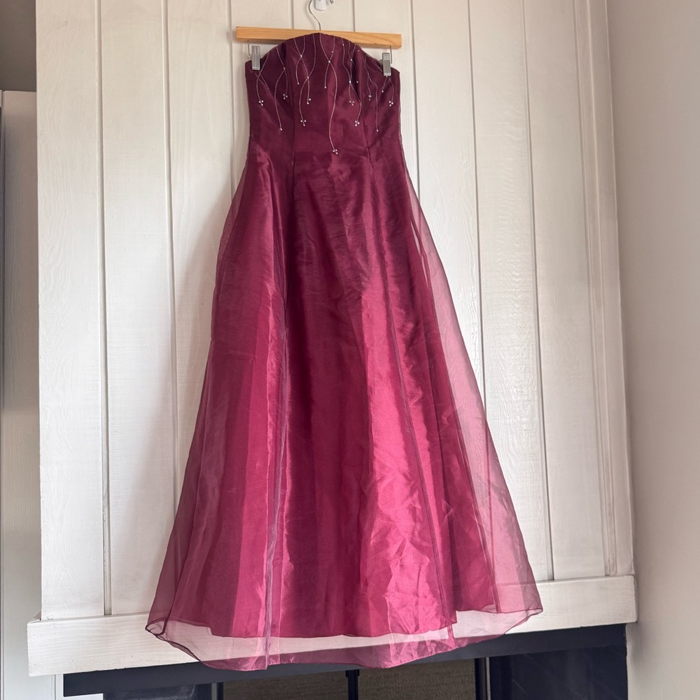 Vintage Jody Maroon Strapless Organza Dress